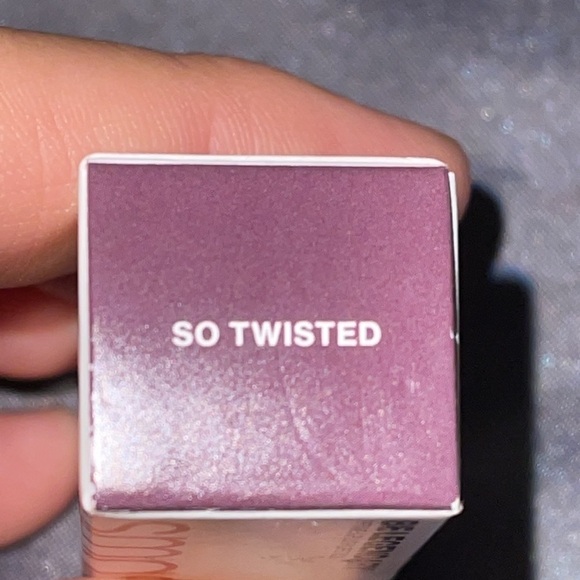 Smashbox be legendary prime + plush lipstick - so twisted - Picture 6 of 7
